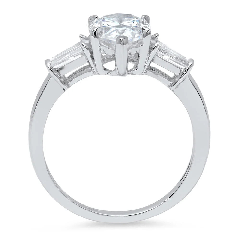 18K White Gold Three-Stone Diamond Engagement Ring K1106