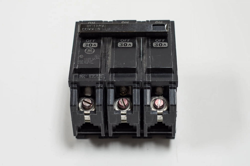 35A Plug In Circuit Breaker E622