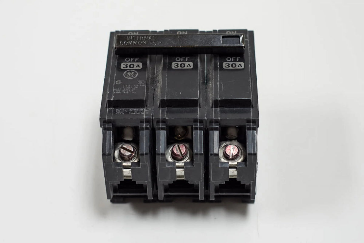 35A Plug In Circuit Breaker E622