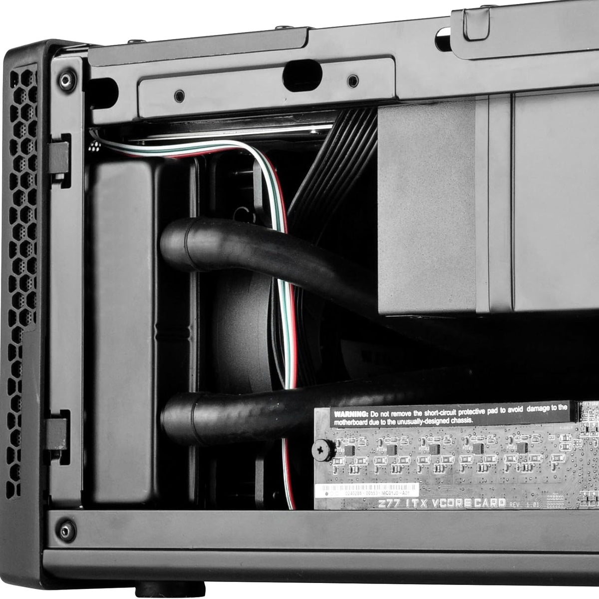 Black Ultra Compact Mini-ITX Computer Case with Mesh Front Panel L7522