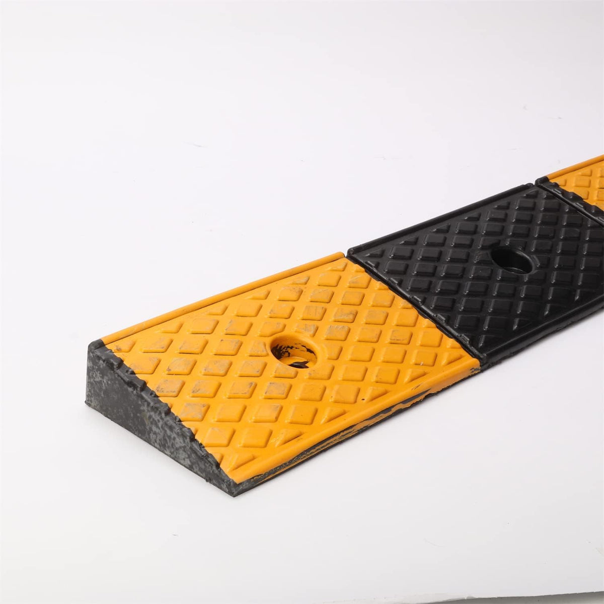 2 Rubber Heavy Duty Driveway Curb Ramp 10 Ton 39.3*5.9*2inch W47847