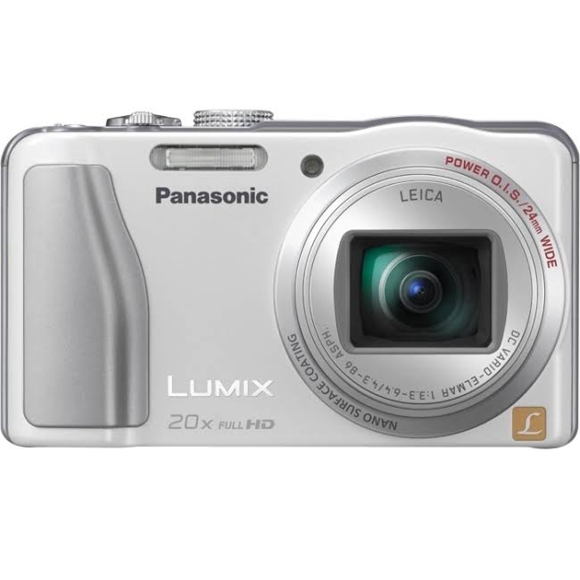 14.1 MP Compact Digital Camera Z492712
