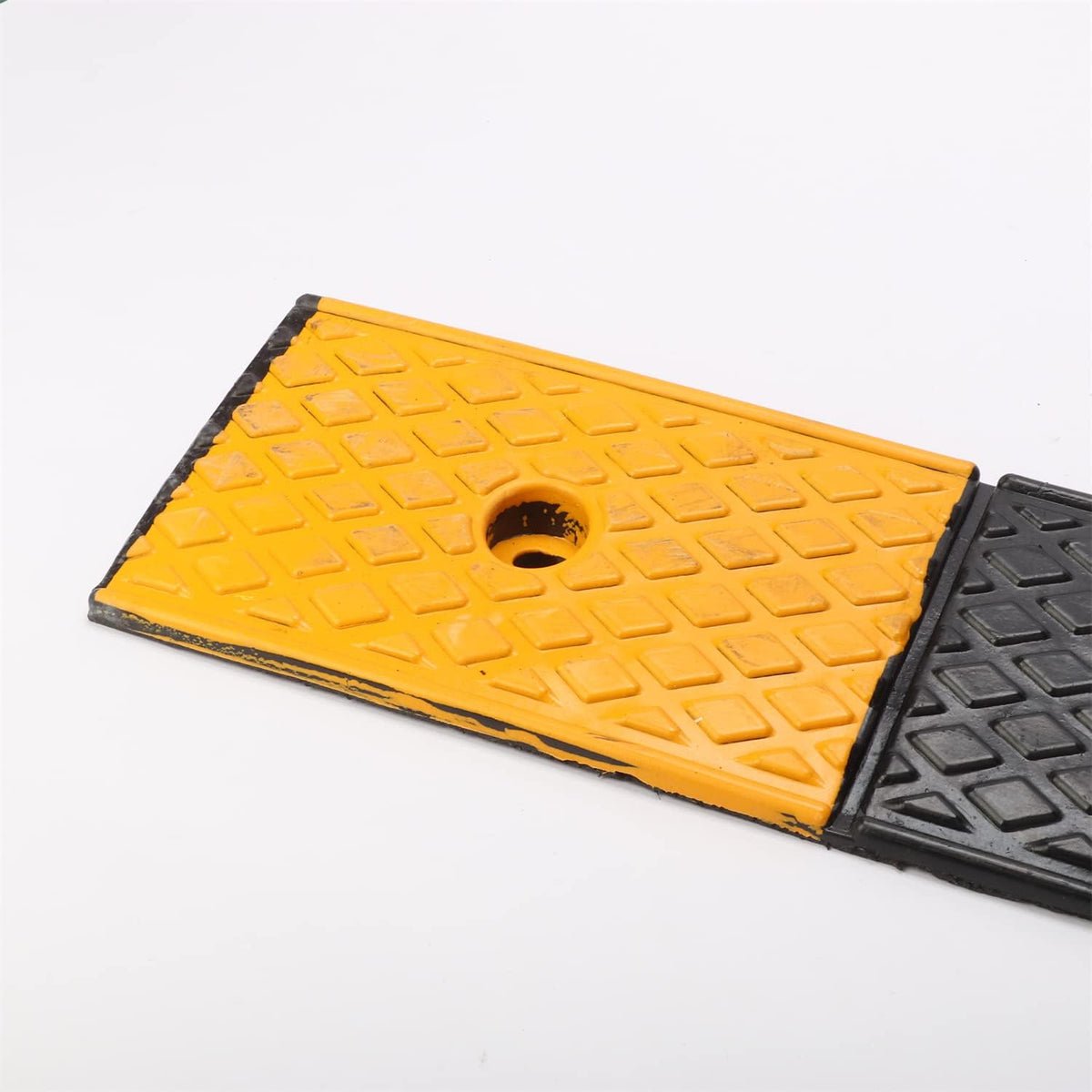 2 Rubber Heavy Duty Driveway Curb Ramp 10 Ton 39.3*5.9*2inch W47847