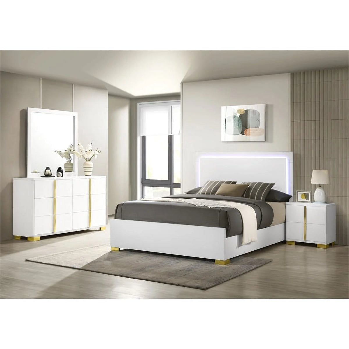 5 Piece Contemporary Wood Eastern King Bedroom Set V82078