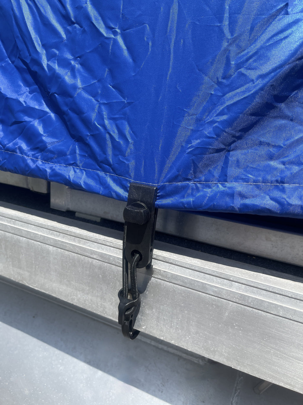 12'-18' Pontoon Boat Canvas Solution with 6 Rise Combo Pack with 12 Gator Bite Canvas Strap Solutions L426408