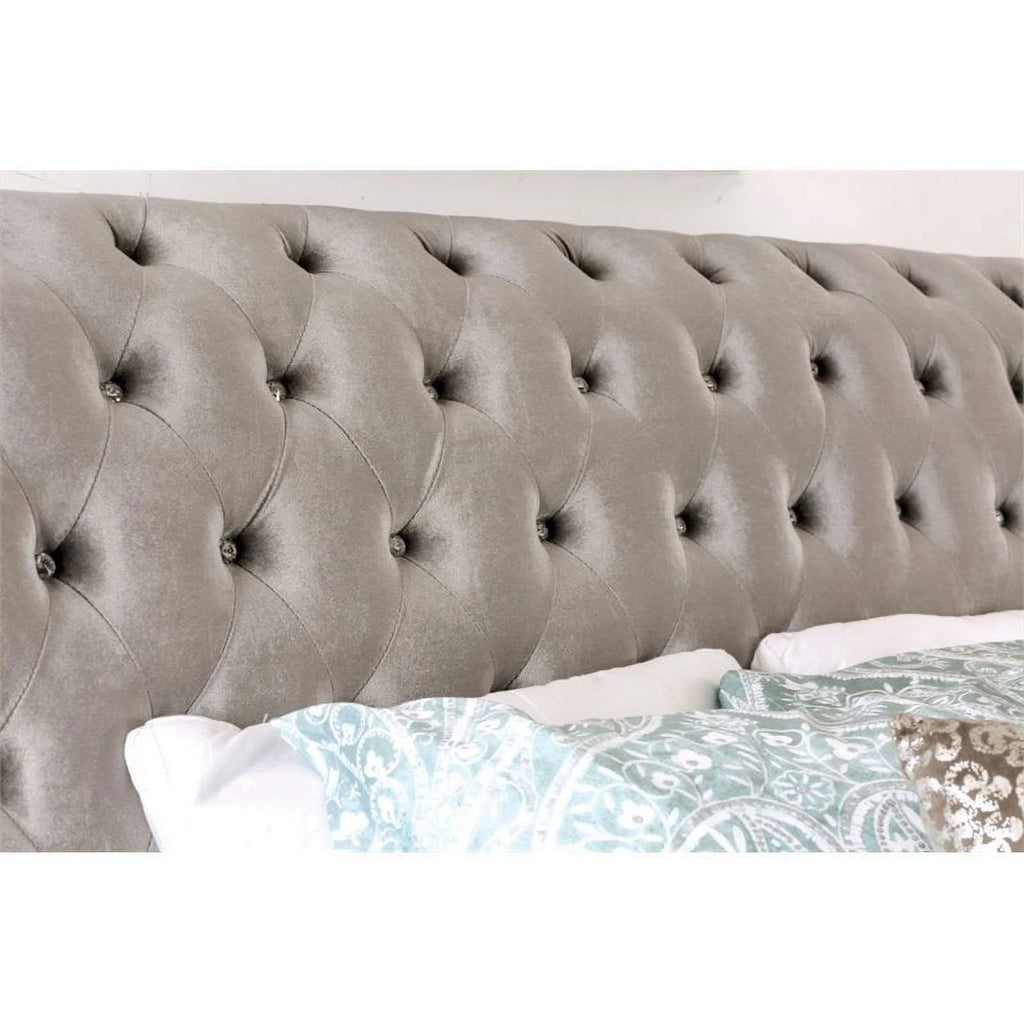 Gray Fabric Queen Sleigh Bed W6957
